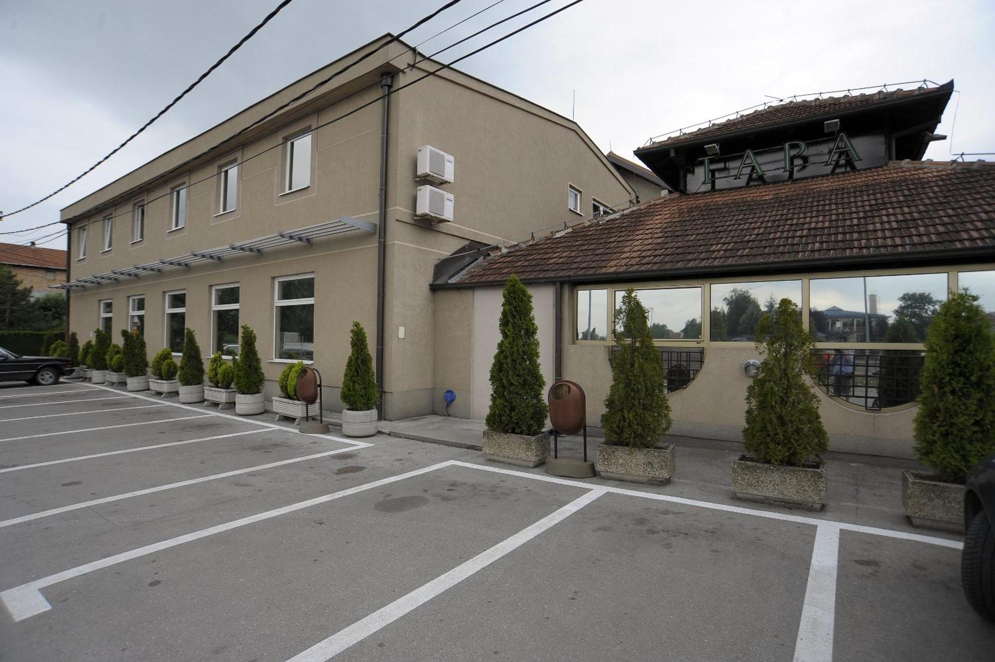 Accommodation Tara Beograd Ngoại thất bức ảnh